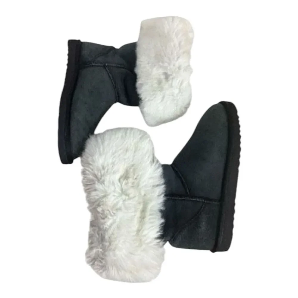 UGG Classic Short Grey Leather Fur Cuff Boots Women Size M9 Sheepskin